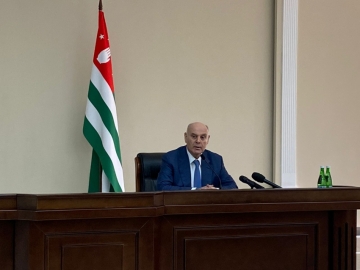 THE MEETING OF PRESIDENT ASLAN BZHANIA WITH DEPUTIES OF PARLIAMENT HAS STARTED